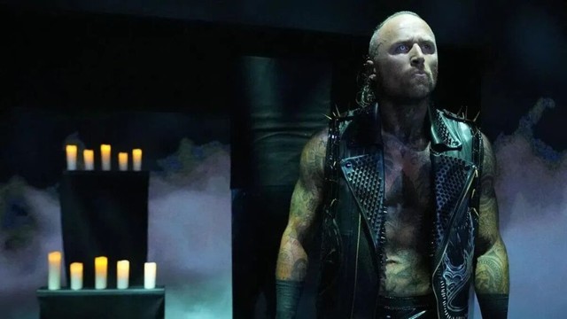 Aleister Black avoue avoir souvent demandé des conseils à Bray Wyatt pour des idées créatives