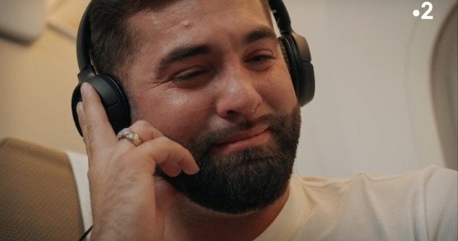 les larmes de Kendji Girac dans «Rendez-vous en terre inconnue»