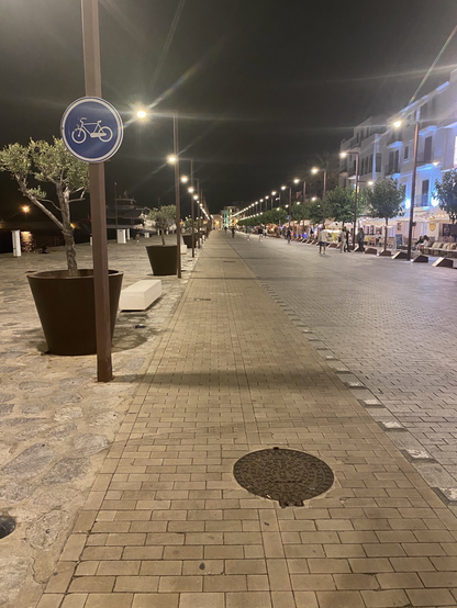 Fahrradweg in der Innenstadt (Ibiza Hafen)